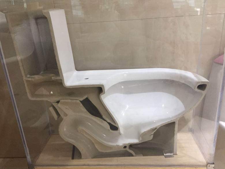 马桶剖面图.jpg
