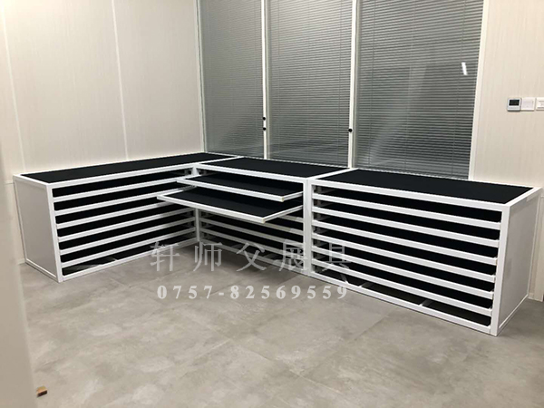 1014-001.jpg
