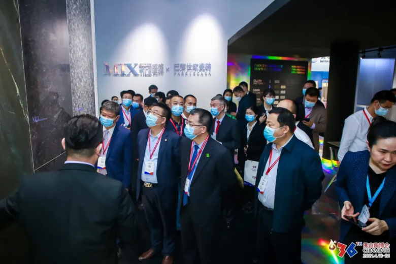 「现场直击」15个镜头中的佛山陶博会，记录每一个精彩瞬间