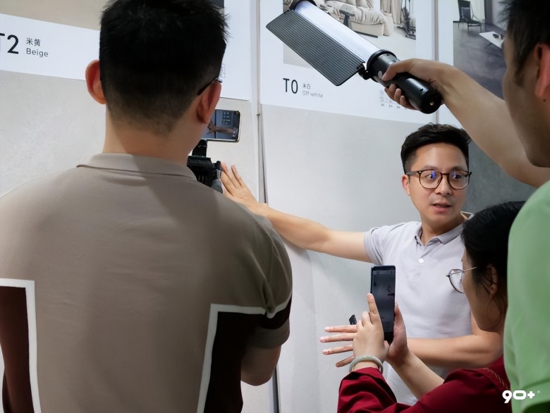 90+素色肌肤砖新品来袭，我们做加法，为你做减法