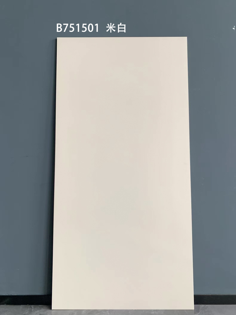 B751501.jpg