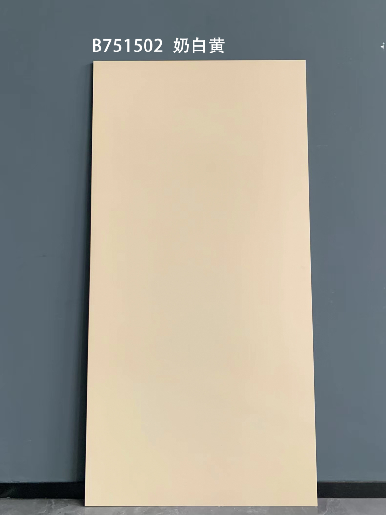 B751502.jpg