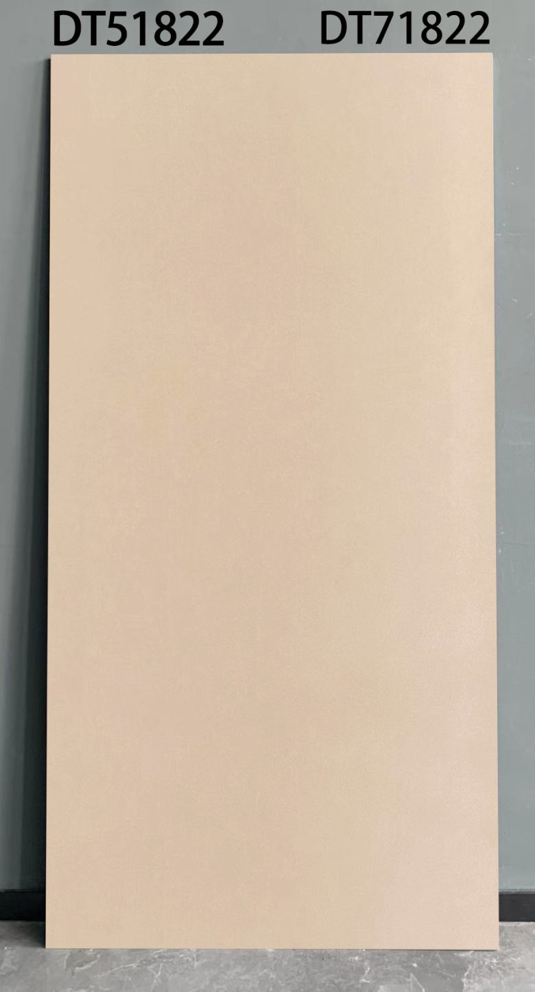 DT71822.jpg