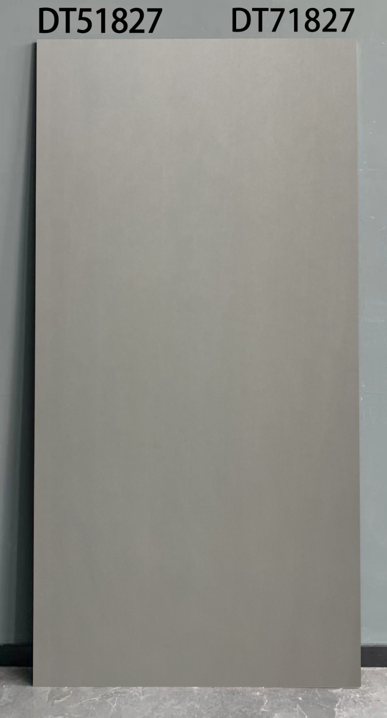 DT71827.jpg
