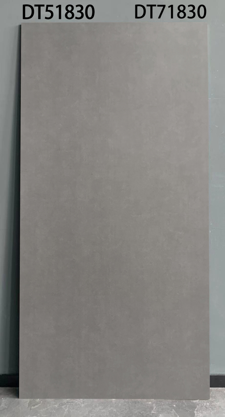 DT71830.jpg