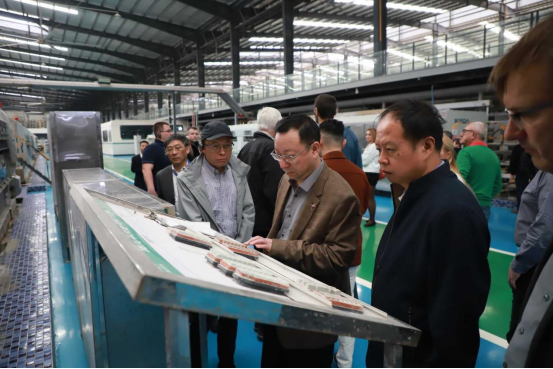 1764655576366456.png wps3.png